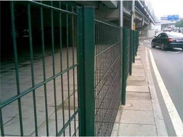 公路護欄網(wǎng)